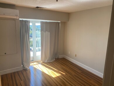 Edgewater Place Condominiums unit 819, Quincy, MA 02171 - photo 6