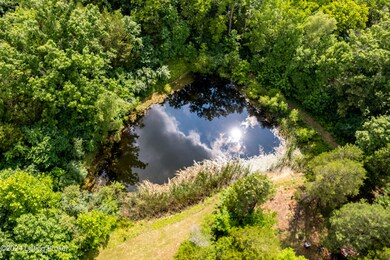 25 Valleyview Dr