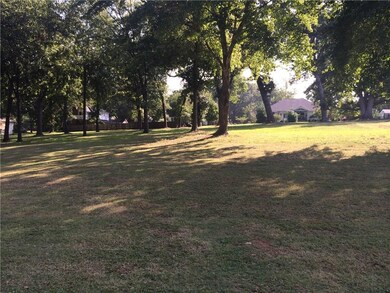 901 Trails End Ln, Bentonville, AR 72712 - photo 6