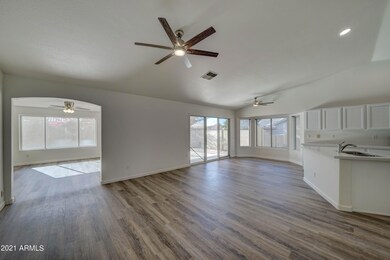 6223 E Preston St-5