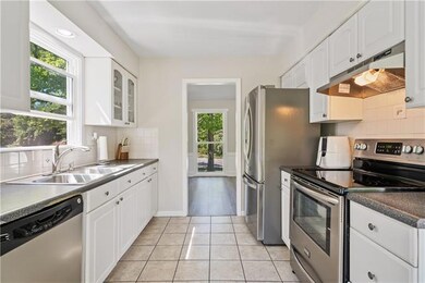 11921 W 99th St, Lenexa, KS 66215 - photo 7