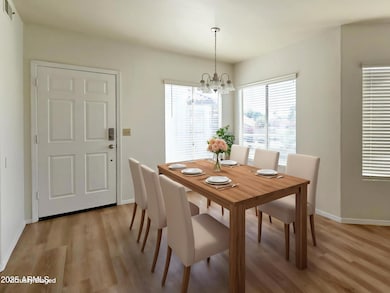 dining - Dining Room - Standard - 17