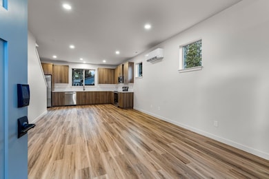 477 SE Roosevelt Ave, Bend, OR 97702 - photo 4