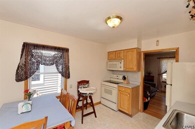 8 Weise Rd, Schenectady, NY 12302 - photo 7