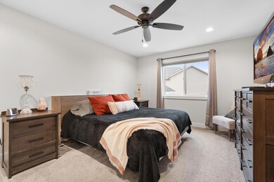 963 Golfview Ave, Zumbrota, MN 55992 - photo 7