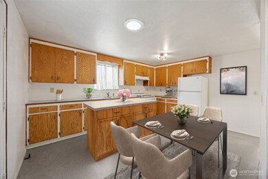 831 E 56th St, Tacoma, WA 98404 - photo 5