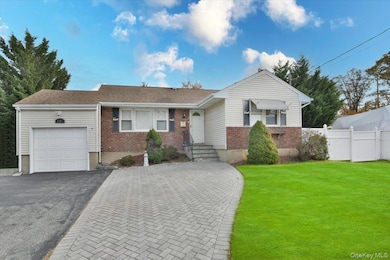 2203 Washington St, Merrick, NY 11566 - photo 2