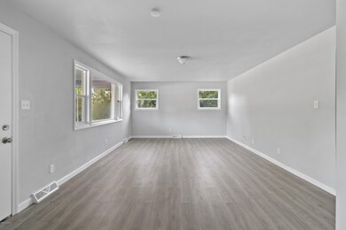 314 Country Club Rd, Jacksonville, NC 28546 - photo 5