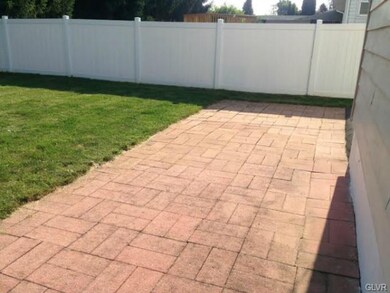 1546 Crestwood Rd, Bethlehem, PA 18018 - photo 4