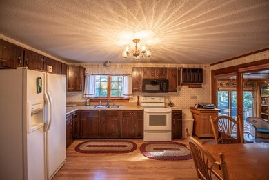 158 Boston St, Middleton, MA 01949 - photo 7