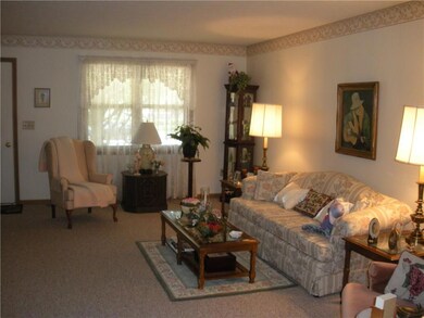 306 Cheyenne Dr, Wapakoneta, OH 45895 - photo 4