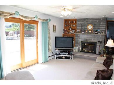 211 W Genesee St, Chittenango, NY 13037 - photo 6