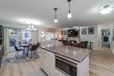 112 Sabra Ct, Saint Paul, MN 55124 - photo 7