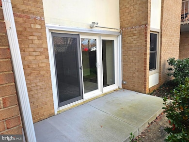 3630 Gleneagles Dr unit 81D, Silver Spring, MD 20906 - photo 5