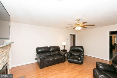 9413 Fairview Ave, Laurel, MD 20723 - photo 7