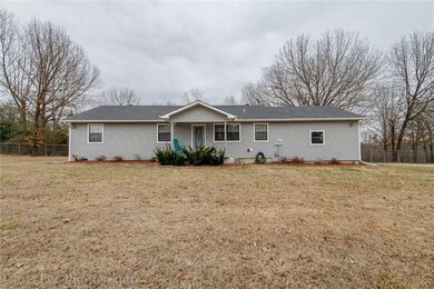 17220 Lena Ln, Fayetteville, AR 72704 - photo 2