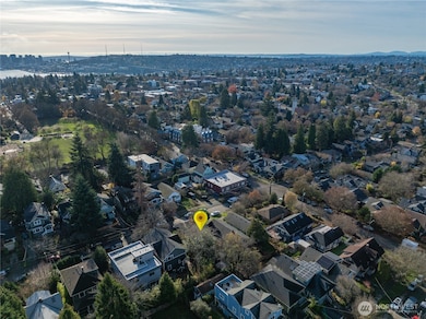 2116 N 51st St, Seattle, WA 98103 - photo 3