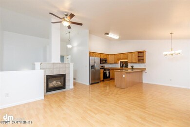49-Living Room 20210414-DW-0671-Edit