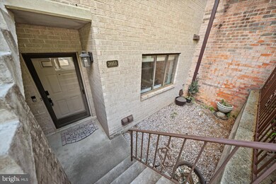 3895B Steppes Ct unit 3895B, Falls Church, VA 22041 - photo 2