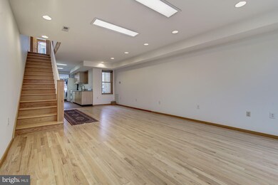617 Morris Place NE, Washington, DC 20002 - photo 2