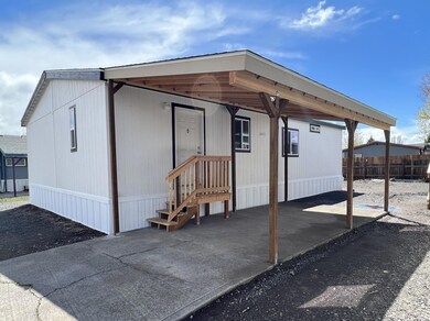 4647 Winter Ave unit 73, Klamath Falls, OR 97603 - photo 2