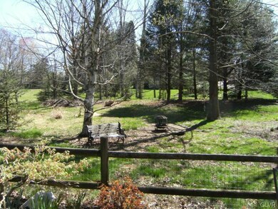 3428 W Union St, Allentown, PA 18104 - photo 5