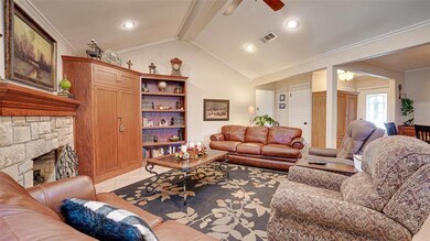 411 Meadow View Dr, Cleburne, TX 76033 - photo 7