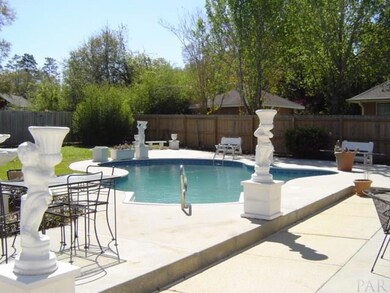 2706 Ashbury Ln, Cantonment, FL 32533 - photo 3