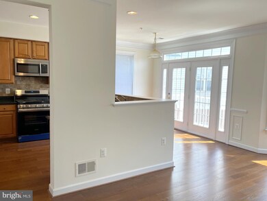 2468 Curie Ct unit 15, Herndon, VA 20171 - photo 3