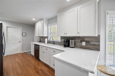 305 Nixon Rd, Statesville, NC 28625 - photo 5