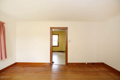 1825 Leonard St NE, Grand Rapids, MI 49505 - photo 2