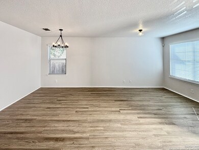 6414 Royal Ridge, San Antonio, TX 78239 - photo 3