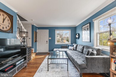 5640 Fenwick Dr, Alexandria, VA 22303 - photo 4