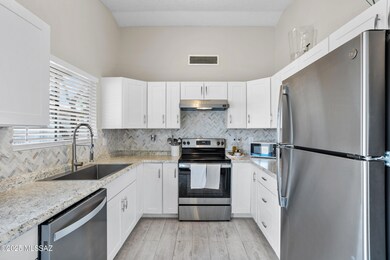 8961 E Alderpoint Way, Tucson, AZ 85730 - photo 7