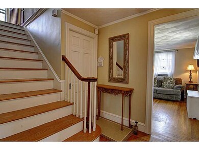 250 Greenwood Ave, Warwick, RI 02886 - photo 4