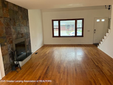 1610 Autumn Ln, Lansing, MI 48912 - photo 7