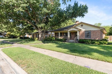 6245 Ravendale Ln, Dallas, TX 75214 - photo 4