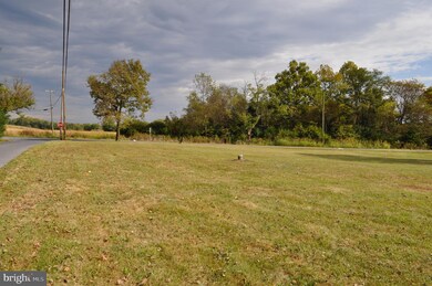510 Connector Rd, Martinsburg, WV 25405 - photo 4