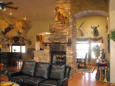 35700 S Gold Rock Cir, Wickenburg, AZ 85390 - photo 3