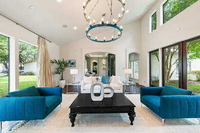 1212 Gray Moss Ln, Houston, TX 77055 - photo 6