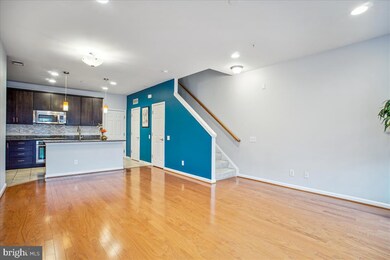 3030 Rittenhouse Cir unit 39, Fairfax, VA 22031 - photo 4