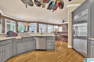 1301 Stratford Ct, Morris, AL 35116 - photo 5