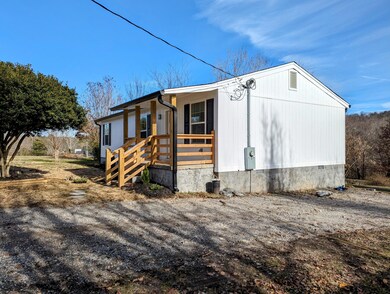 689 Dry Valley Rd, Rossville, GA 30741 - photo 5