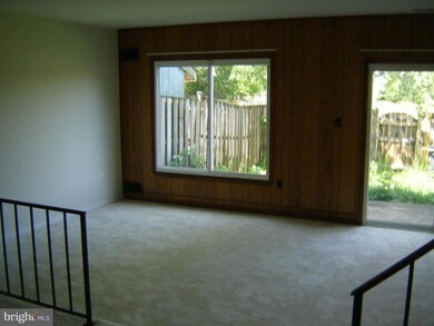 7503 Purdue Ct unit 14, Manassas, VA 20109 - photo 2