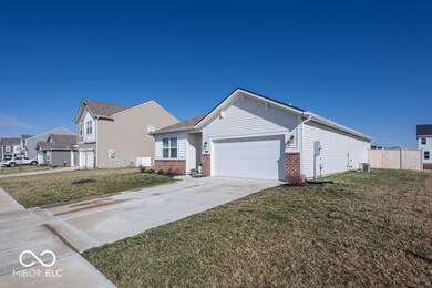 70 Fernleaf Dr, Whiteland, IN 46184 - photo 4