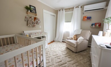 21 Vaughn St, Greenville, RI 02828 - photo 6