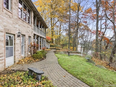 3993 N River Rd, Fort Gratiot, MI 48059 - photo 5