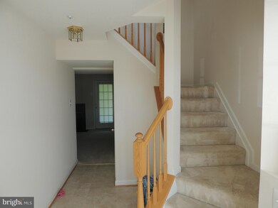 6108 Honeycomb Gate, Columbia, MD 21045 - photo 2