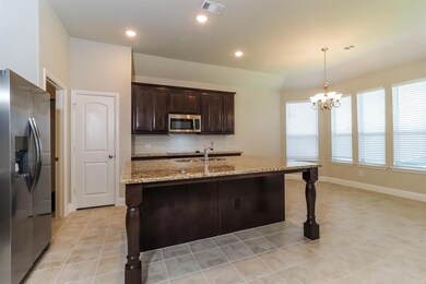 704 Liberty Dr, Joshua, TX 76058 - photo 7