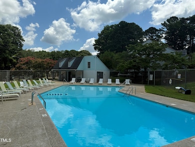 1344 Garden Crest Cir, Raleigh, NC 27609 - photo 4